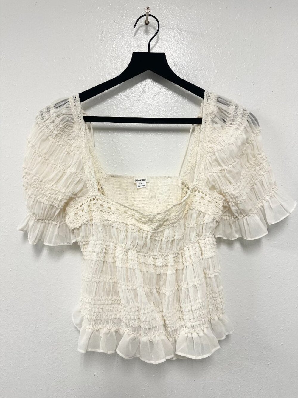 Kimchi Blue White Lace Trim Ruched Romantic Babydoll Blouse Size XS
